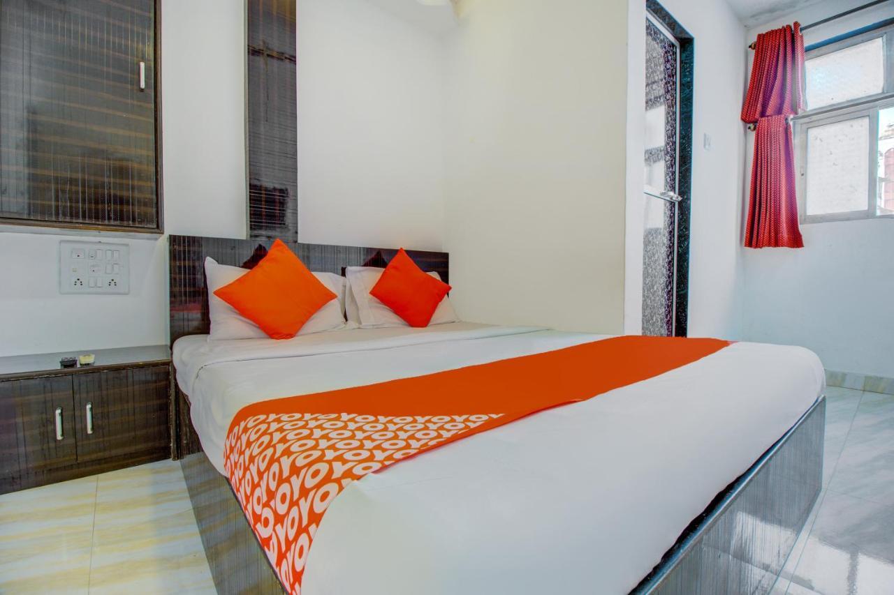 Oyo 76486 Silver Moon Mumbai Bagian luar foto