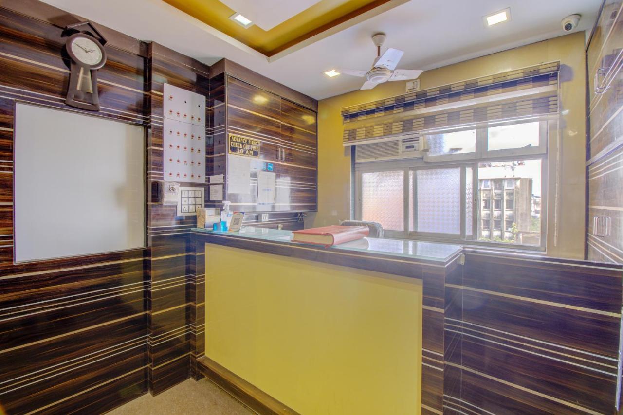 Oyo 76486 Silver Moon Mumbai Bagian luar foto